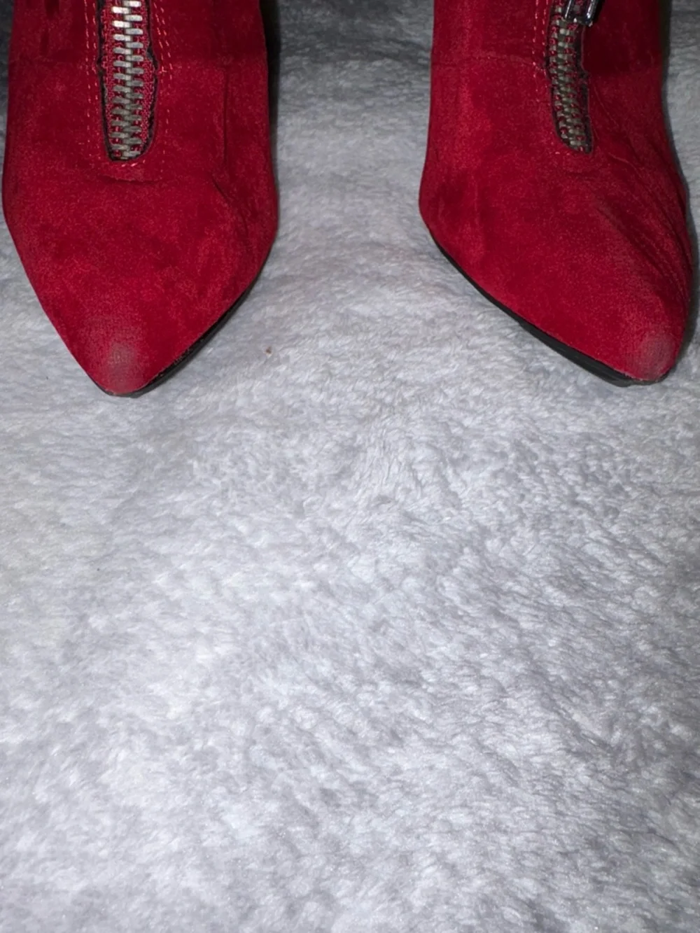 Michael Antonio Red Faux‎ Suede Velvet Front Zip Stiletto Ankle Booties Size 7.5